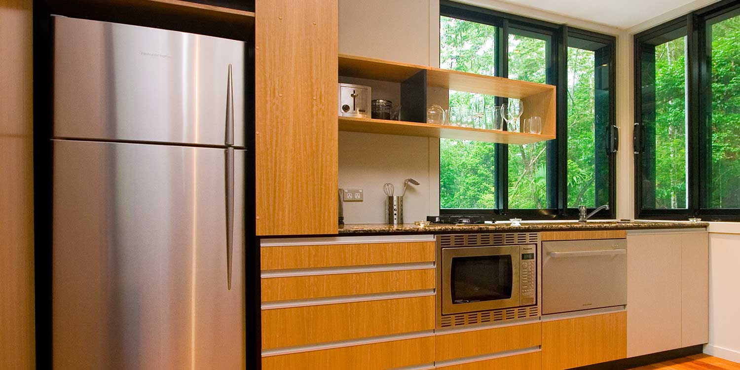 The kitchens in all our Luxury Lodges are fully equipped with premium appliances