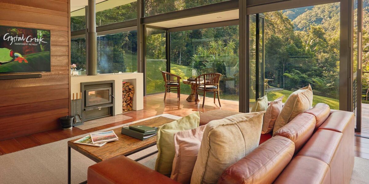 Luxury Mountain View Lodges, romantic private getaway with double spa ...
